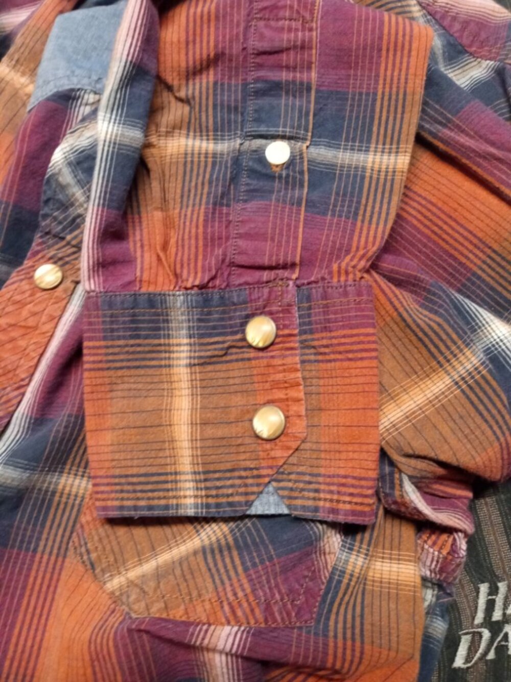 Snap front shirt - Picture 5 of 10